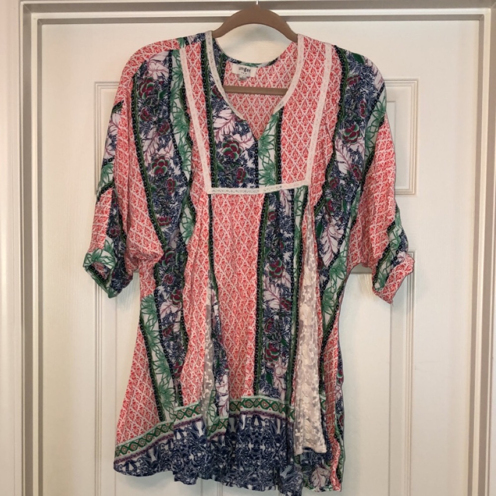 Fun Summer/Spring Floral Top | Umgee | Size L